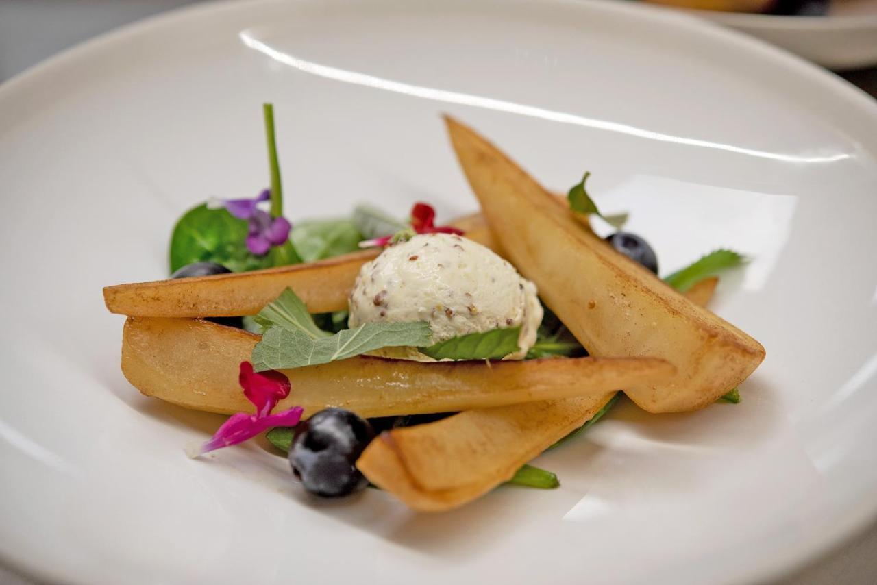 Logis Restaurant & A La 12 Delme