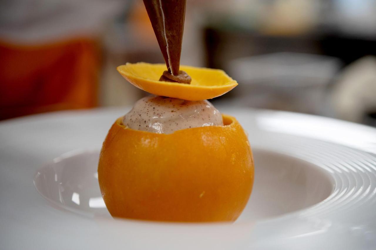 Logis Restaurant & A La 12 Hotel