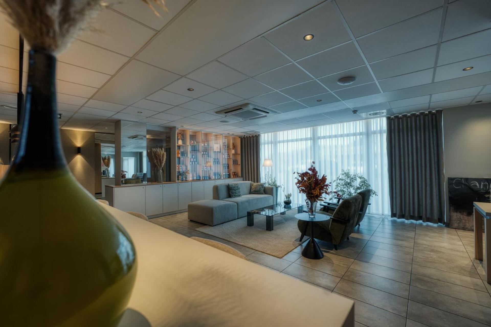 Logis Restaurant & A La 12 3* Delme