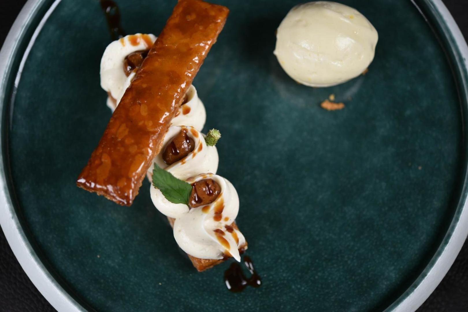 Logis Restaurant & A La 12 3*